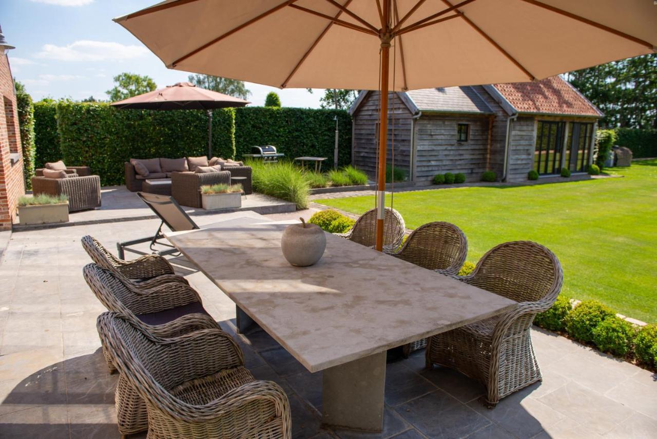 B&B Fragaria Hoogstraten Luaran gambar